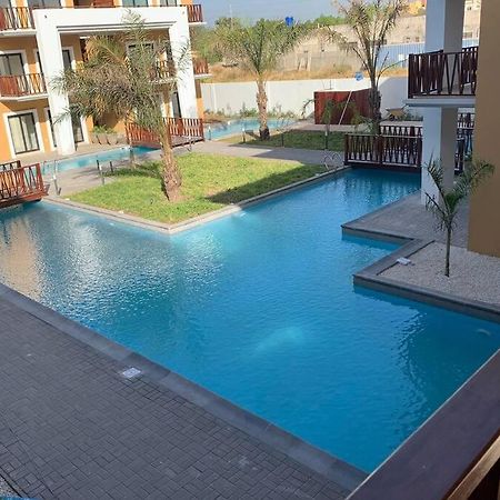 Forest View Luxury Apartment In 3Mins Walk To Beach Pool View Wifi Kololi Extérieur photo