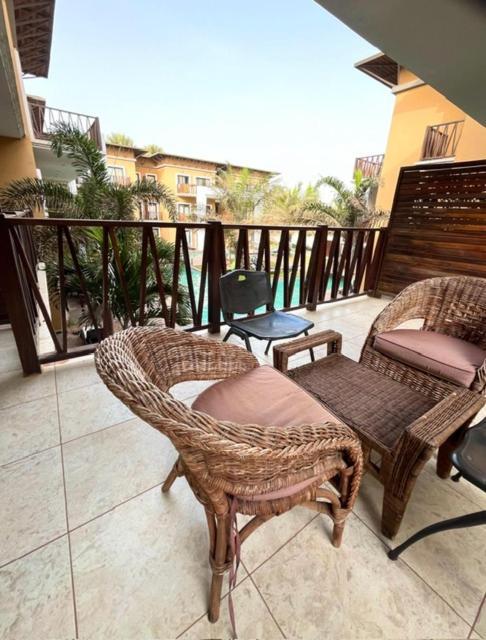 Forest View Luxury Apartment In 3Mins Walk To Beach Pool View Wifi Kololi Extérieur photo